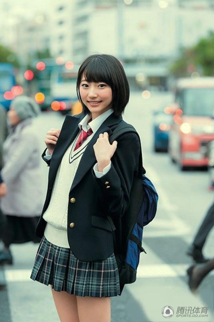 日本最可爱女高中生19岁女星成西甲主播